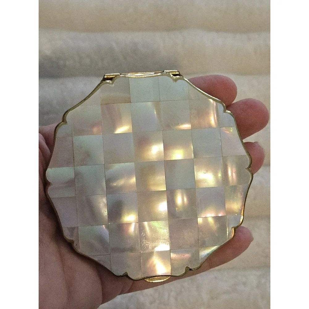 Vintage Stratton Mother of Pearl MOP Pattern Gold Tone Compact Mirror & Case